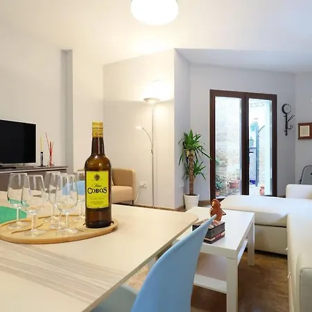 Casa De Patios Amurallados