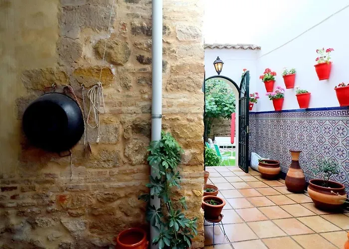 Casa De Patios Amurallados *