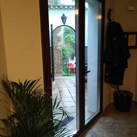 Casa De Patios Amurallados Córdoba