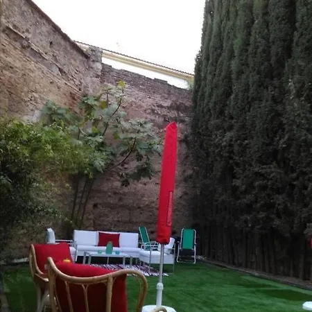 Casa De Patios Amurallados קורדובה